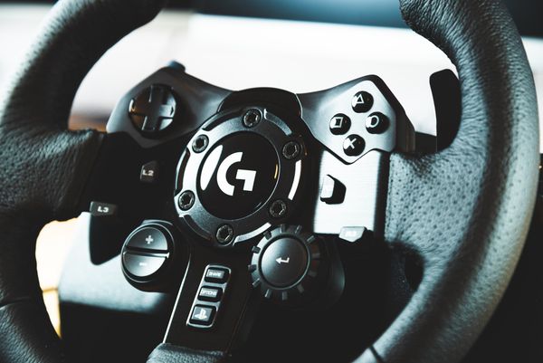 Lenkrad: Logitech G923 TRUEFORCE im Test